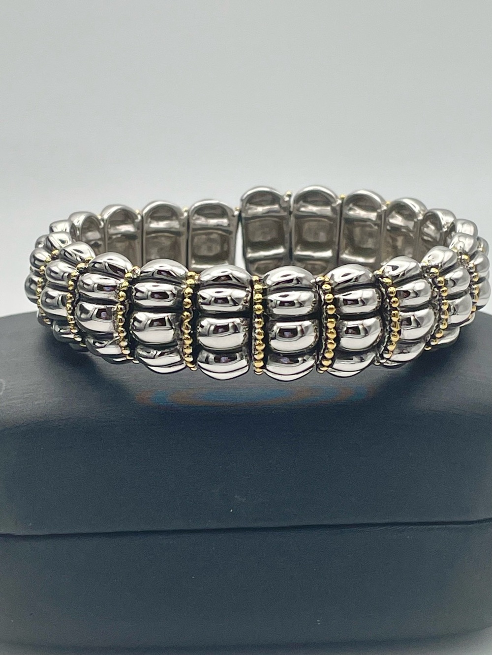 Two-Tone Silver and Gold Flex Clamper Bracelet with Shrimp Textured Design - Picture 2 of 5